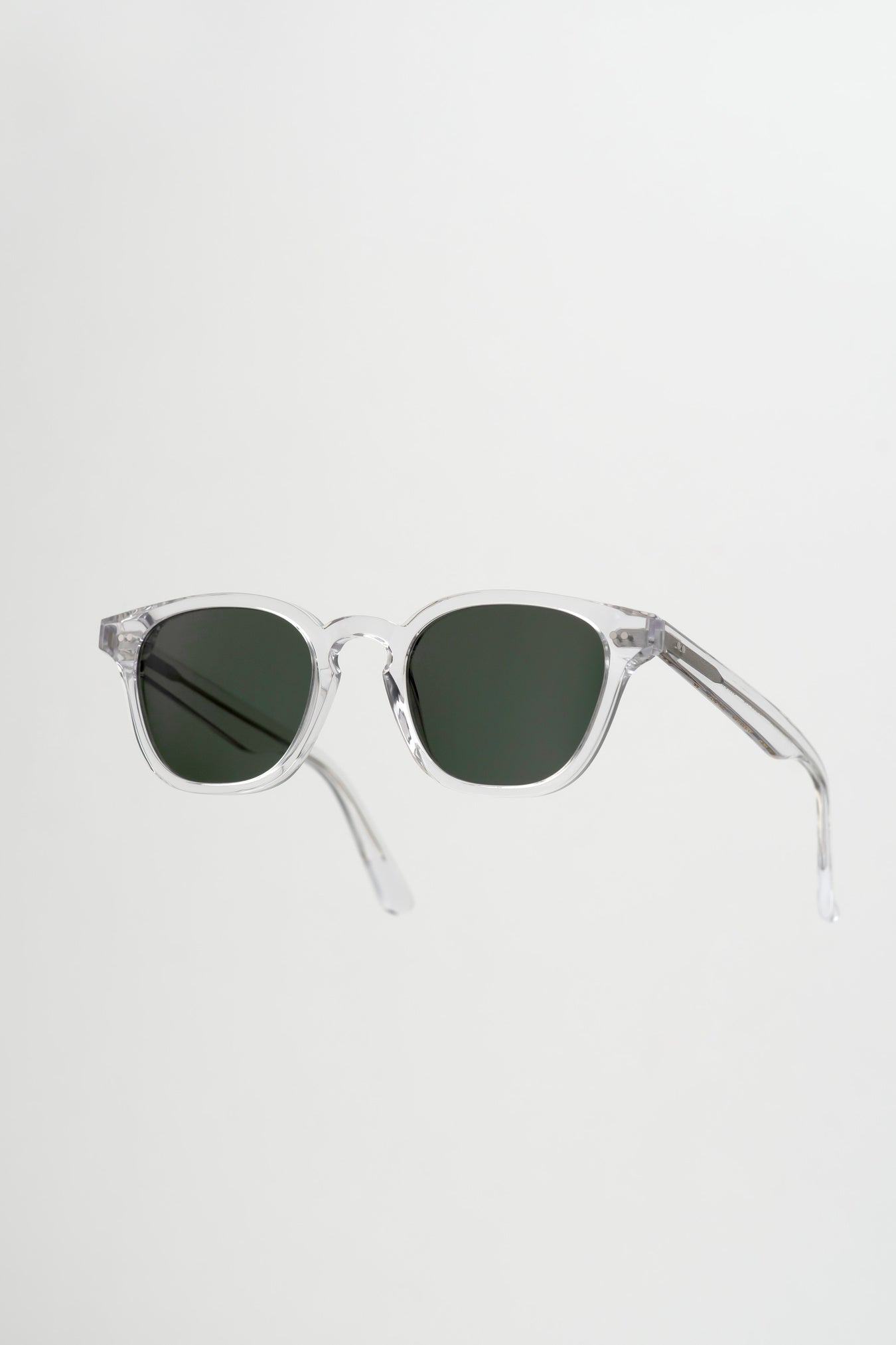 Monokel Eyewear River Crystal