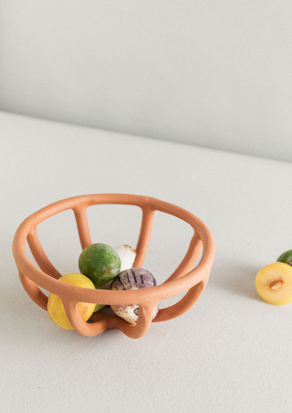 Sin Ceramics Prong Fruit Bowl Terracota